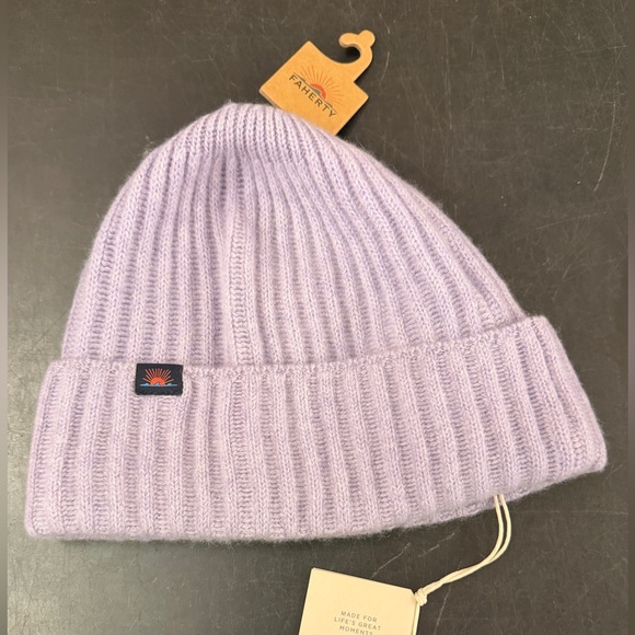 Faherty Accessories - Faherty 100% Cashmere Ribbed Beanie, Purple, Brand-new! $128 MSRP.